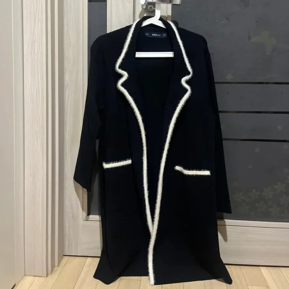 BNWOT Zara Elegant Black and White Trim Women's Knit Coat - Picture 4 of 4
